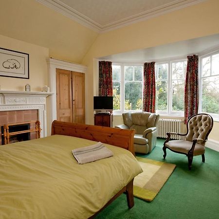 Heatherbank B&B Sandhurst  Exterior photo